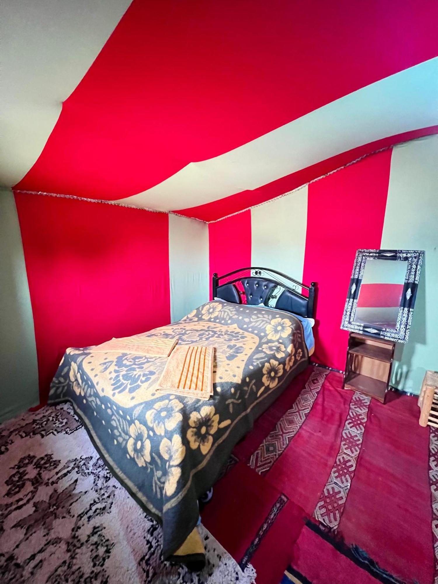 Hotel Camp Mbark Authentic M'Hamid Esterno foto
